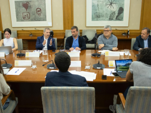ConELA exige al Gobierno el cumplimiento urgente de la Ley ELA y obtiene el compromiso de avanzar hacia la resolución antes de que acabe el mes - Adela CV Portada 2 1 - Adela CV