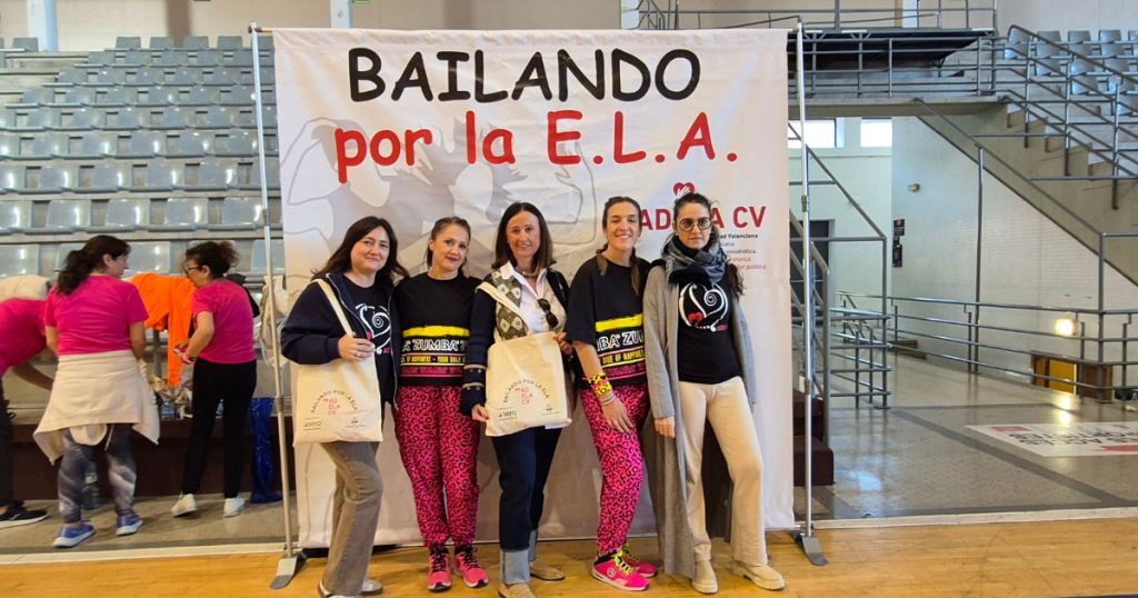 Bailando por la ELA con todo corazón ❤ - Adela CV 4 1 - Adela CV