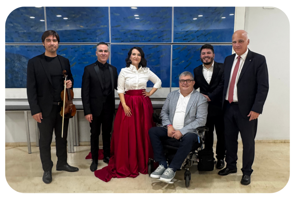 Galeria 12 - Adela CV